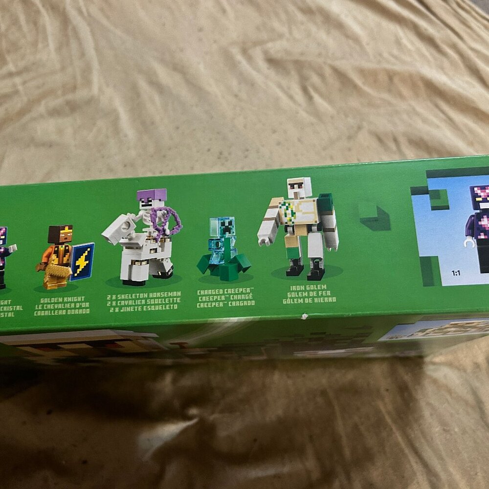 Lego Minecraft Unopened - Picture 4 of 6